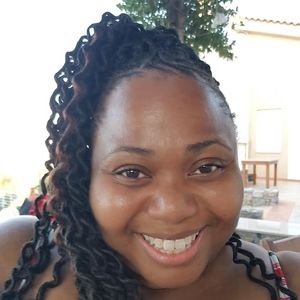 Meet your Posher, Amelia